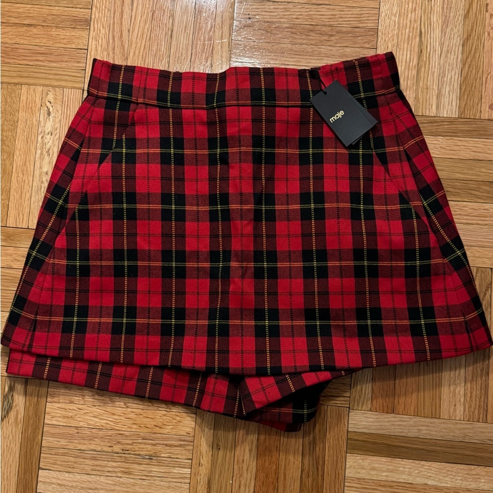 Maje skirt/shorts, just a tad too tight on me. 
Still has tags!